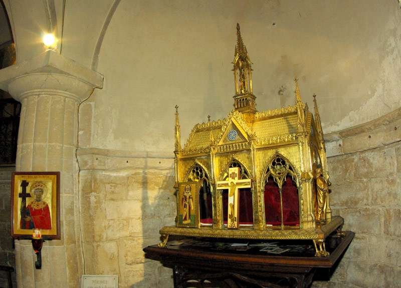 Urme ale sfințeniei în Orașul Luminilor 18410