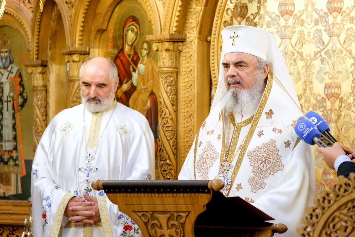 „Dreapta credință se păstrează în comuniune” 18082