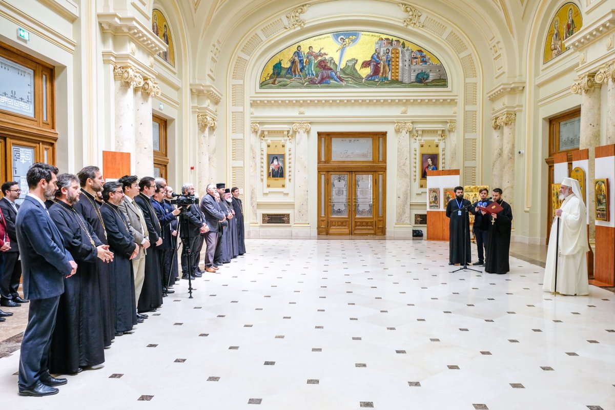 Distincții pentru participanții la congresul teologic 17854