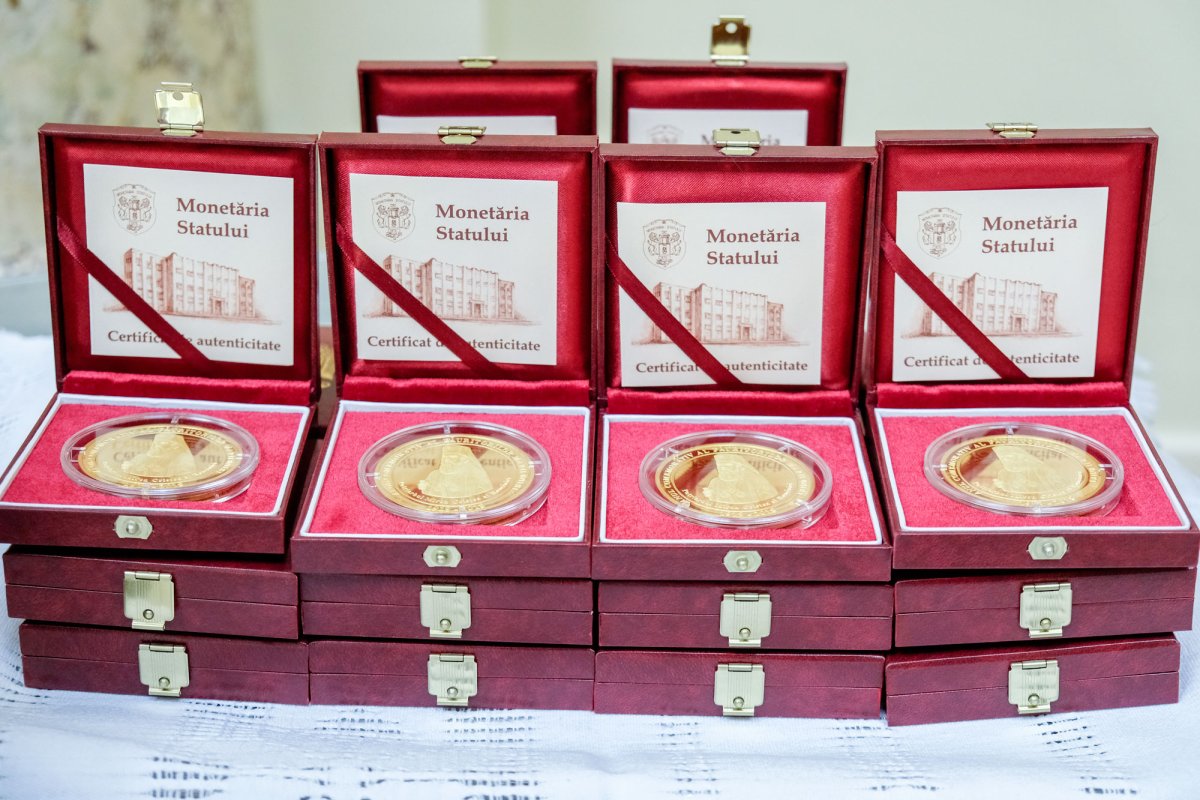 Distincții pentru participanții la congresul teologic 17855