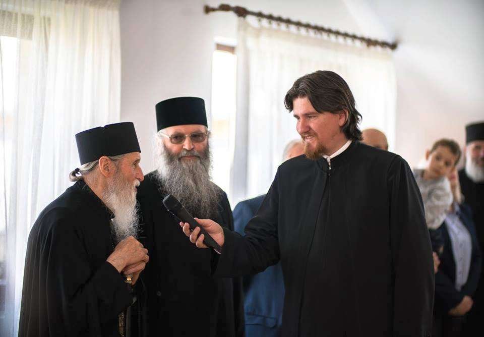 Horă a unirii artelor la Aşezământul de Copii „Sfântul Leontie de la Rădăuţi“ 17803