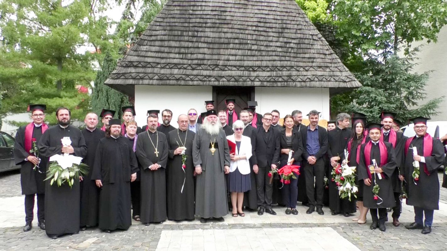 Curs festiv pentru studenții teologi din Timișoara 17757