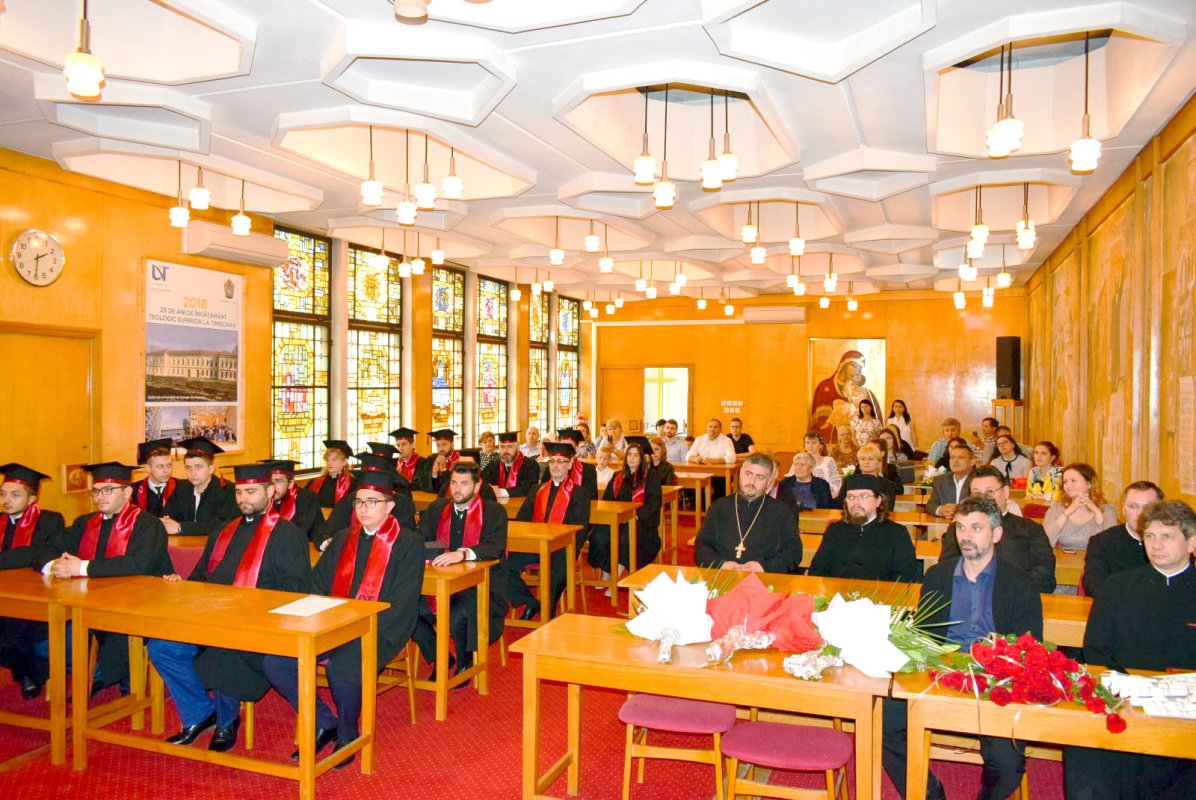 Curs festiv pentru studenții teologi din Timișoara 17758