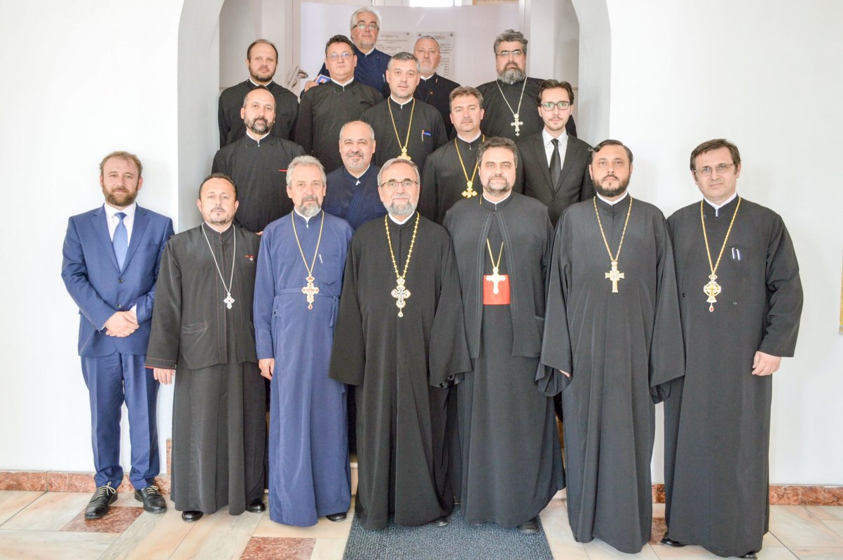 Colegiul Decanilor – responsabilitate academică în comuniune 17706