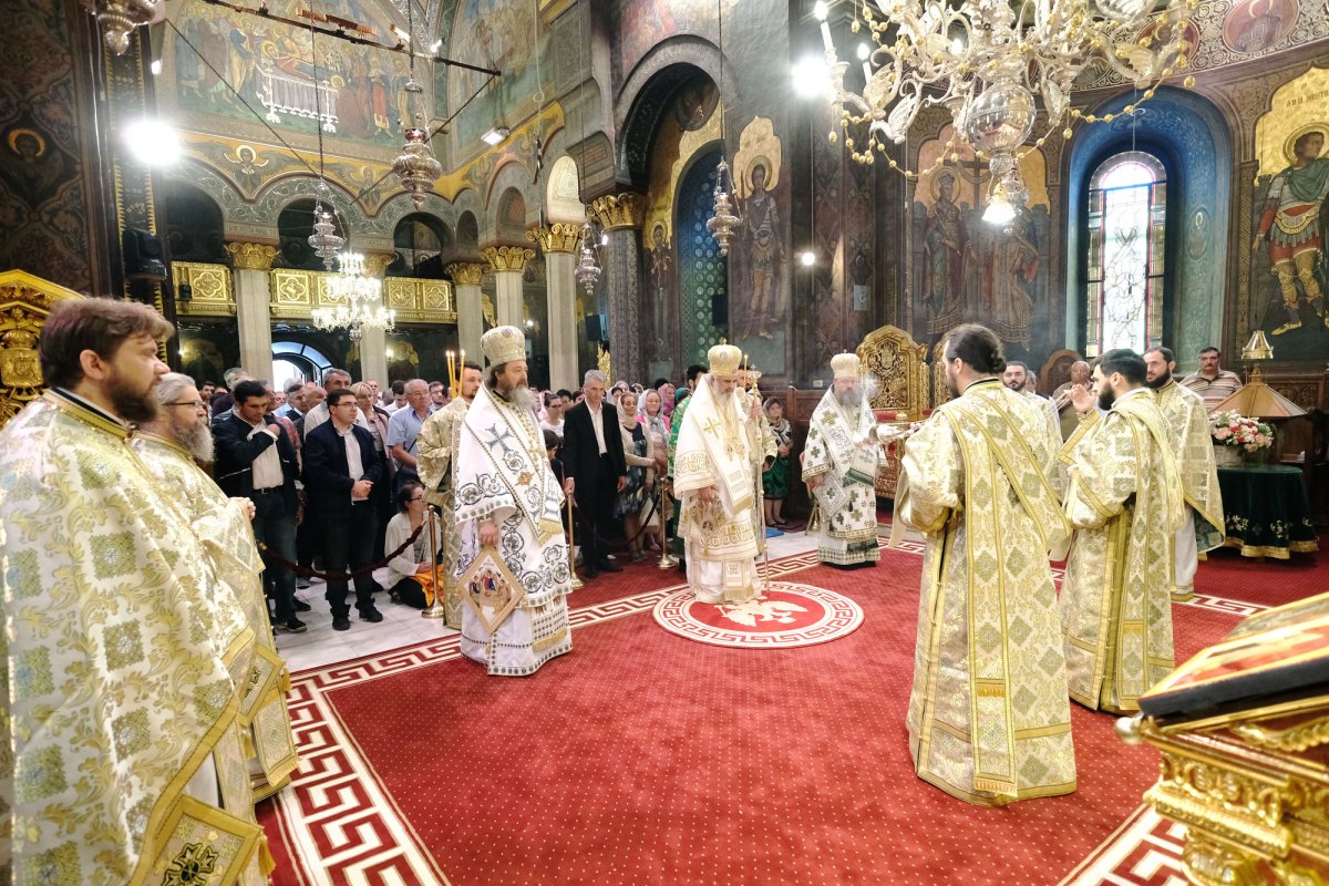 Sărbătoarea constituirii Bisericii lui Hristos 17598