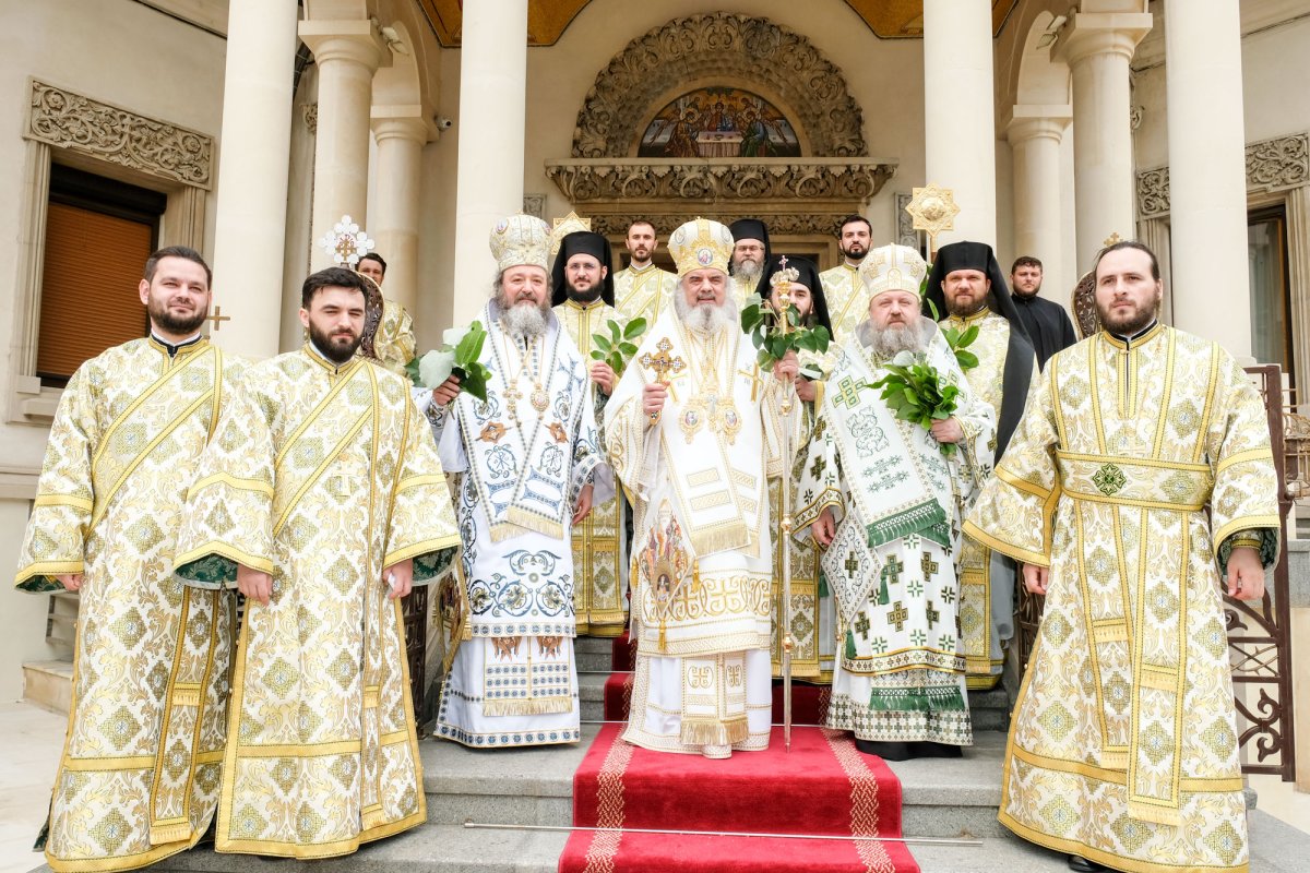 Sărbătoarea constituirii Bisericii lui Hristos 17599