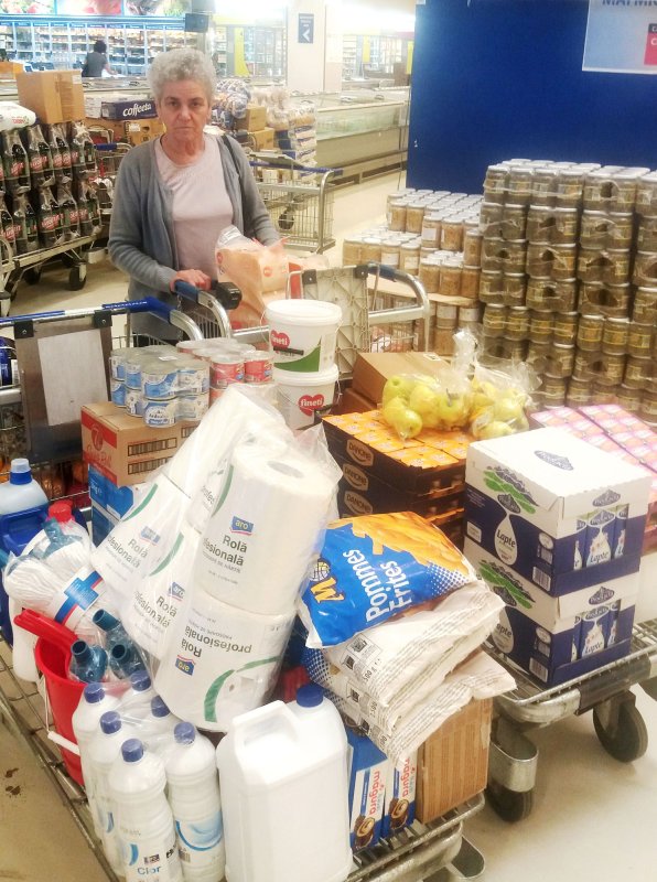 Activităţi sociale la Spitalul Sejăriş, Braşov 17391