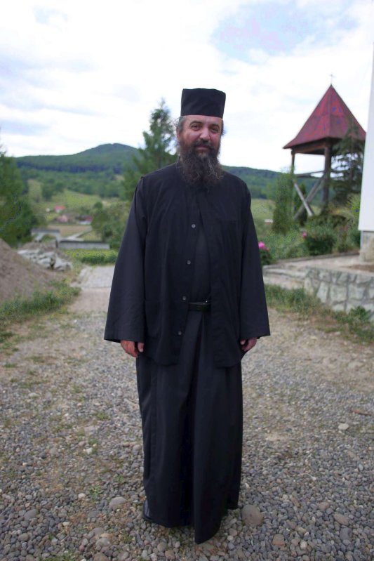 Cașva, mănăstirea care are hramul în fiecare zi 17362