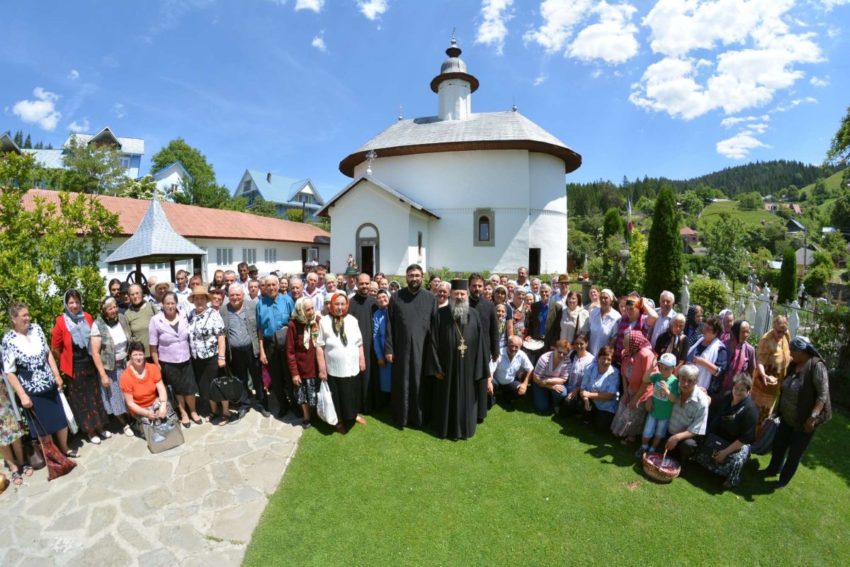 Biserica din Buhalniţa - Neamţ, la 560 de ani de atestare documentară 17290