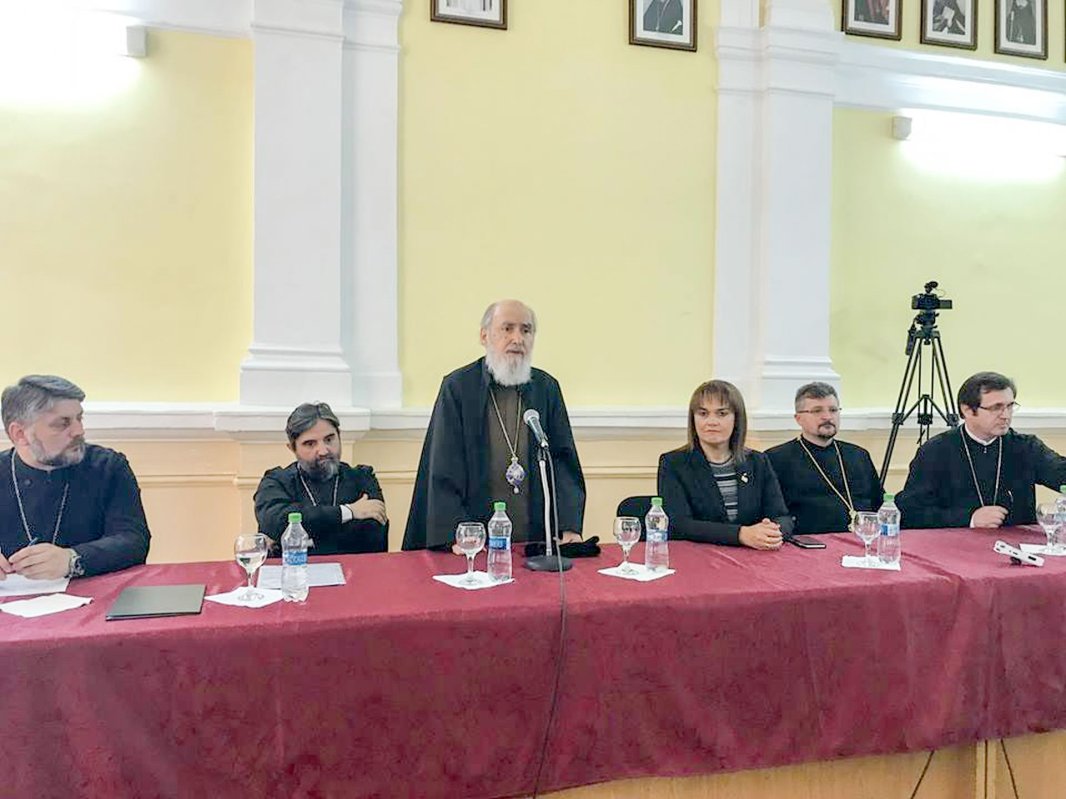 Festivitate de absolvire a studenților teologi arădeni 17330