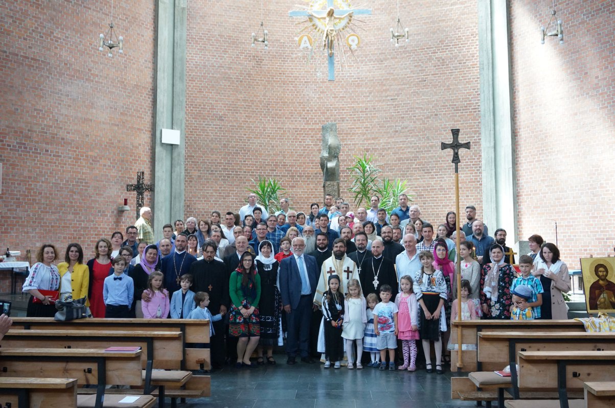 Hramul parohiei ortodoxe române din Kempten, Germania 17347