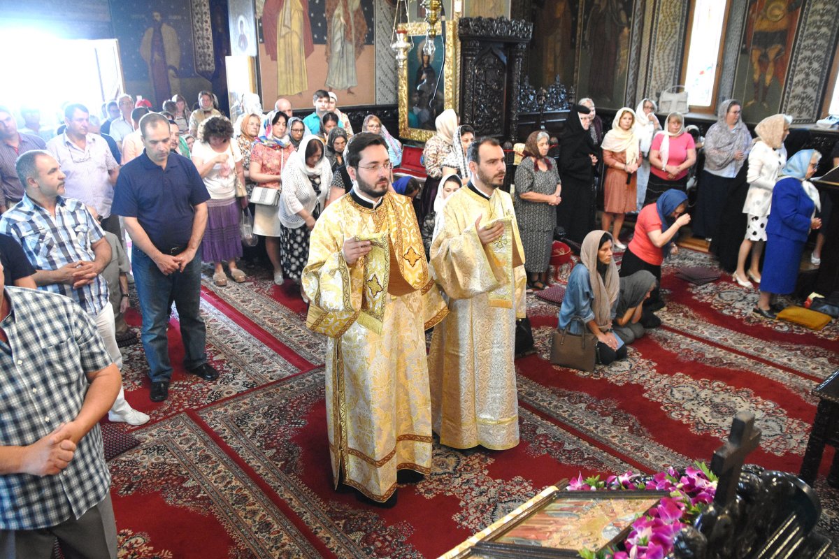 Patriarhul României la Mănăstirea Samurcăşeşti 17335