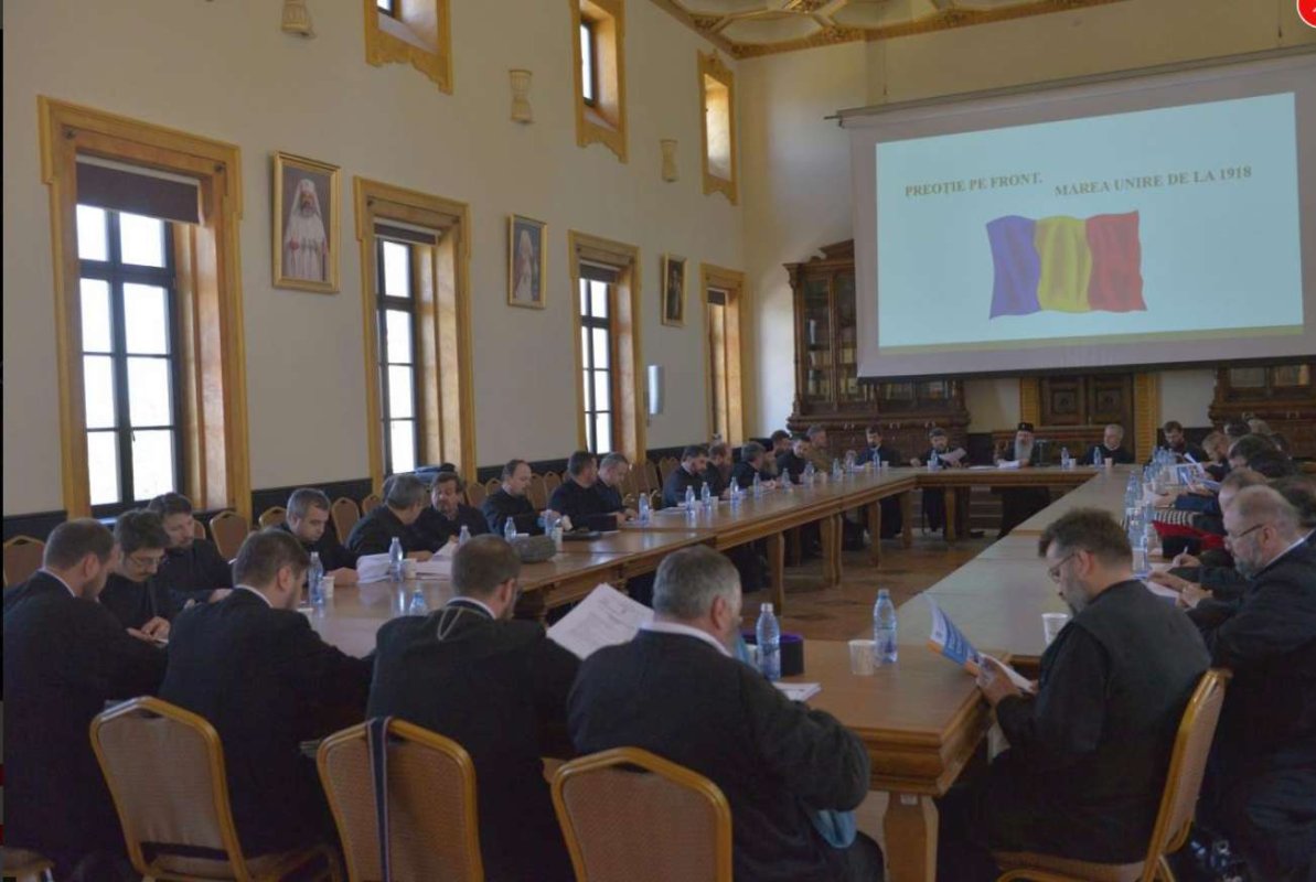 Preoţii de caritate din Arhiepiscopia Iaşilor s-au întâlnit în şedinţa anuală 17289