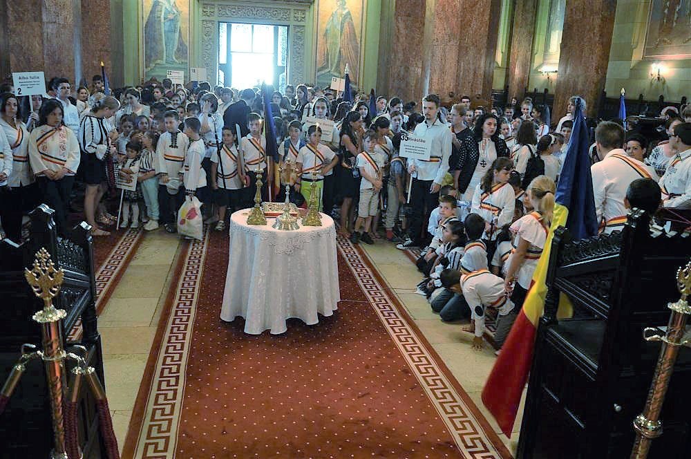 Ziua Copilului sărbătorită în eparhii transilvane 17303