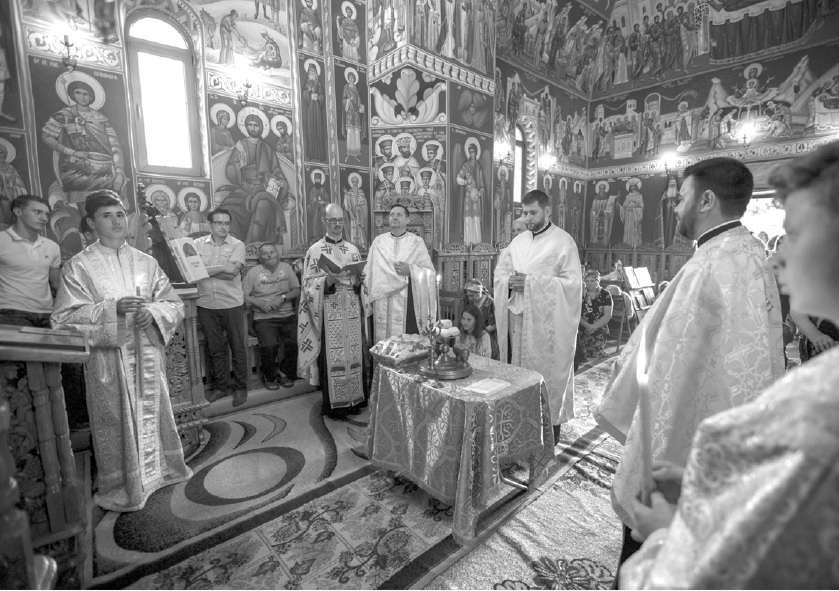 Hram la Stânca Roznovanu 17210