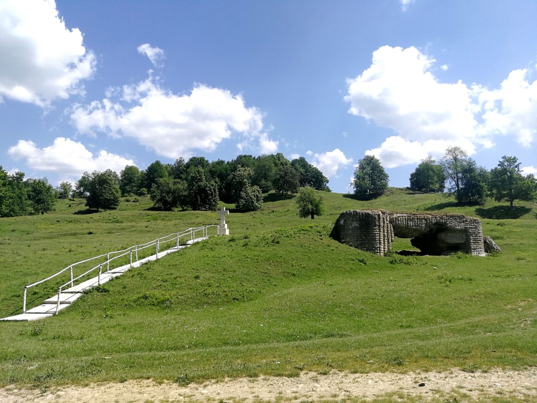 Pe Valea Cașinului s-a deschis drumul României Mari 17247