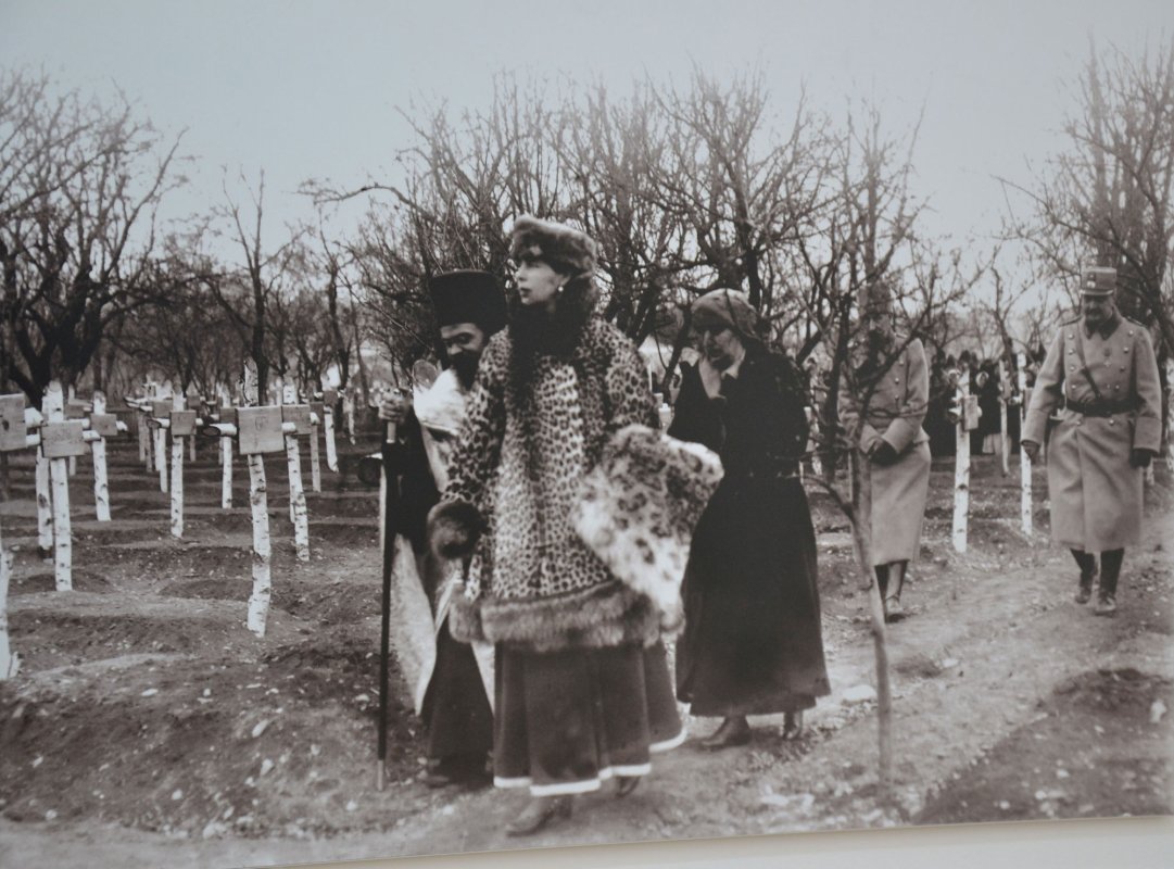 Pe Valea Cașinului s-a deschis drumul României Mari 17248