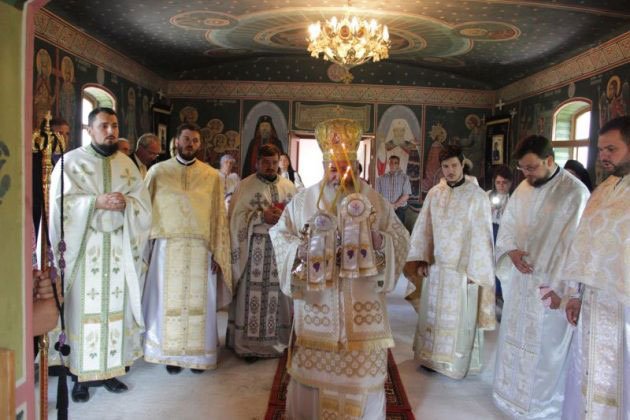 Slujiri arhierești în Duminica Tuturor Sfinților 17226