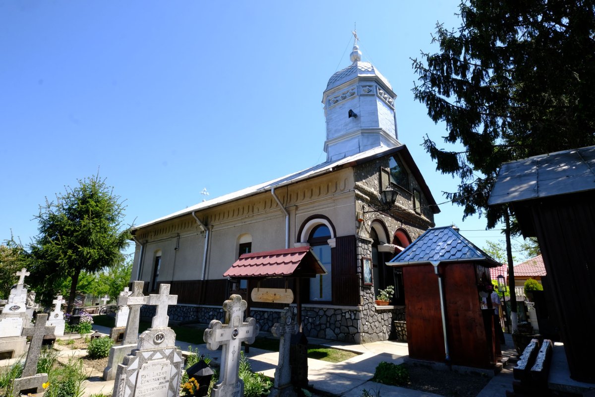 „Croitorii de pâine” din satul prahovean Cioceni 17169