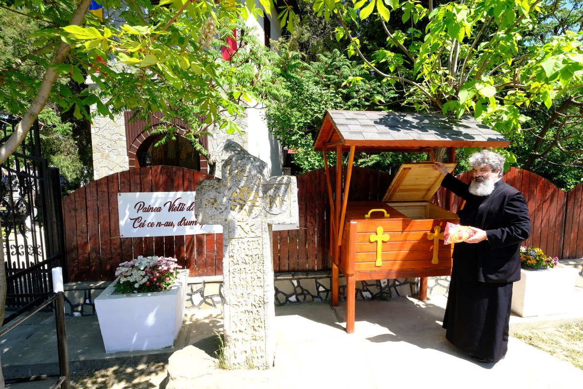 „Croitorii de pâine” din satul prahovean Cioceni 17172