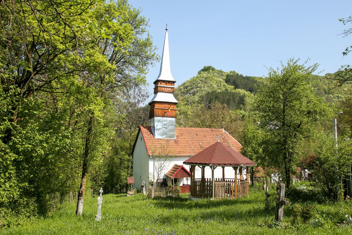 Băcâia, satul de basm de pe Cheile Cibului 17073