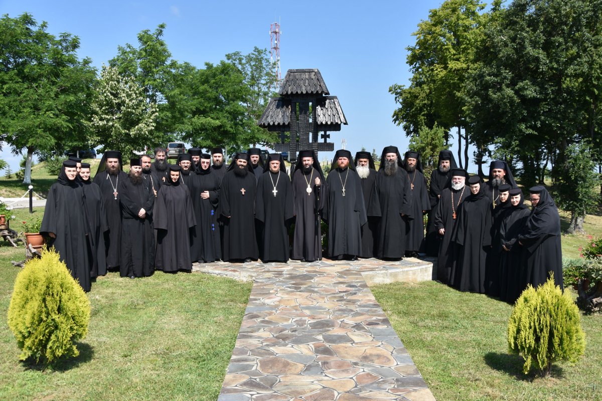 Stareții și starețele din Episcopia Caransebeșului, întruniți în sinaxă 17060