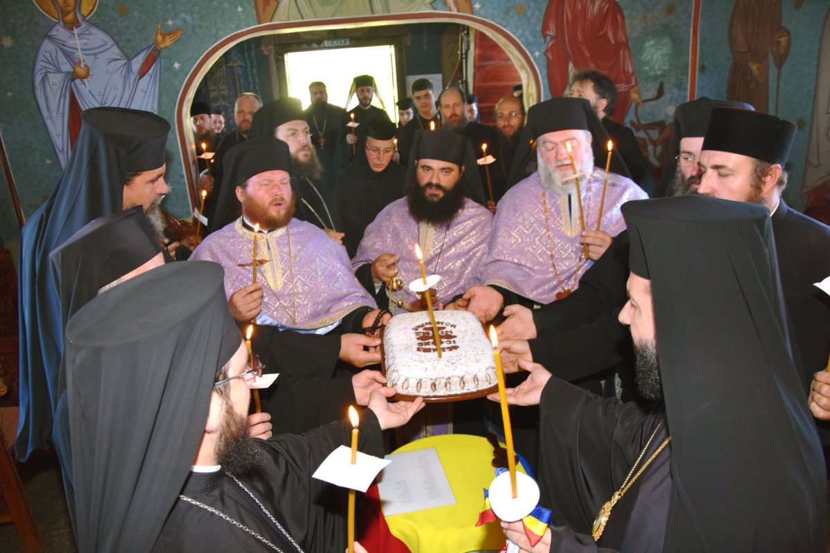 Stareții și starețele din Episcopia Caransebeșului, întruniți în sinaxă 17063