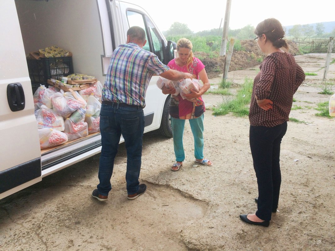 Nuntă în dar pentru doi tineri săraci din Veneţia de Jos, Braşov 16913