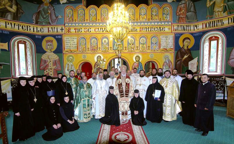 Sinaxă monahală în Arhiepiscopia Argeșului și Muscelului 16886