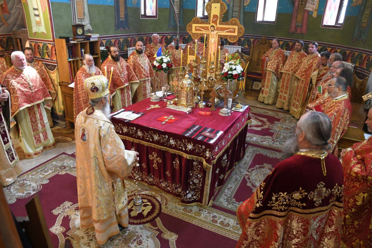 IPS Pimen: „Suntem un popor creştin şi jertfitor“ 16760