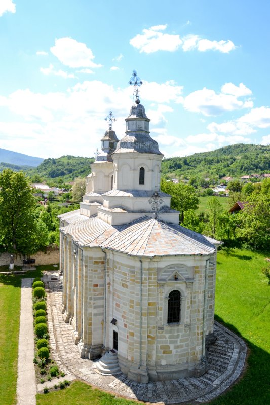 Biserica reginei 16643