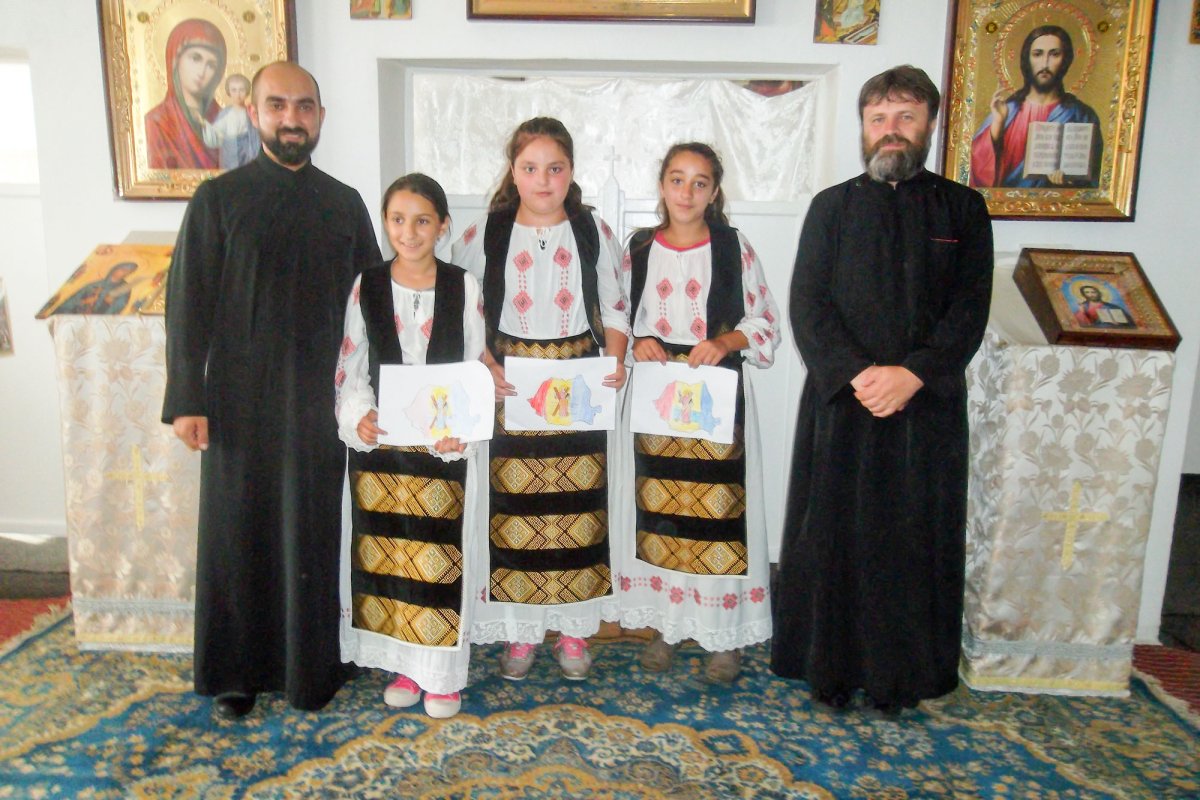 Oră de cateheză în Parohia Teremia Mare 16568