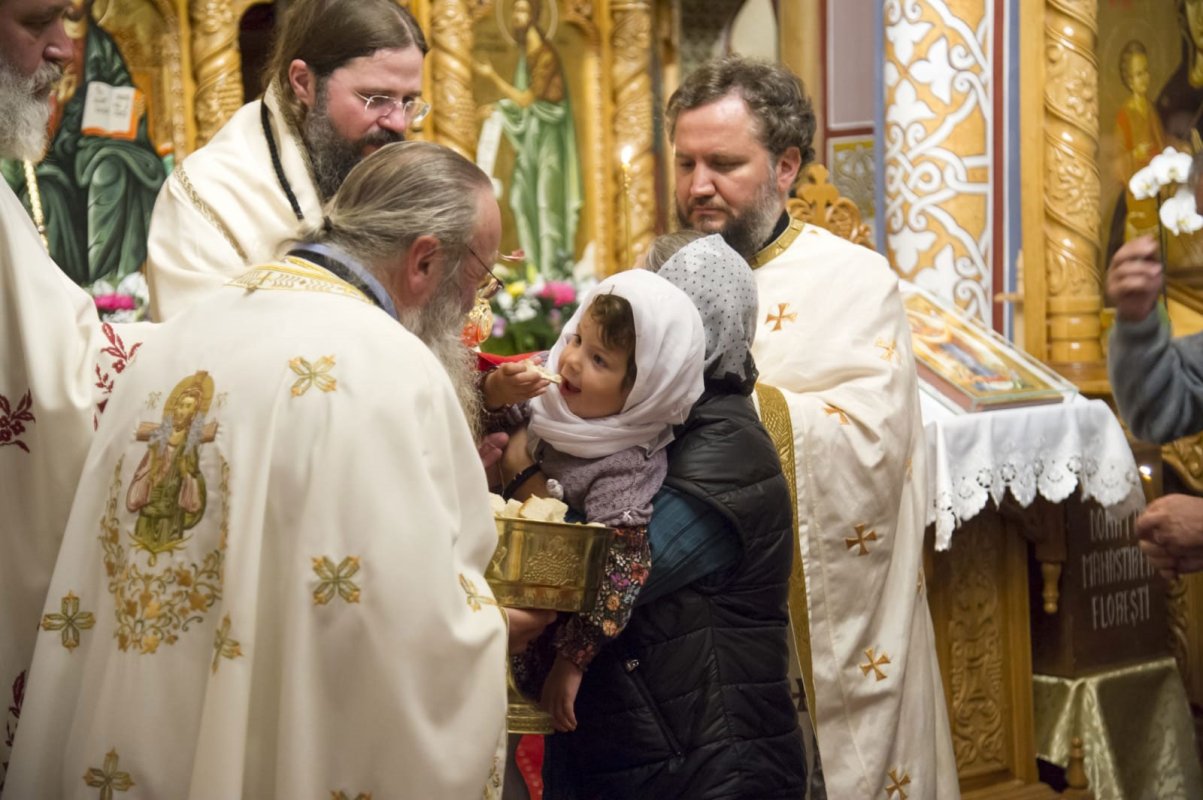 Sărbătoare la Aşezământul „Sfântul Onufrie” de la Floreşti, judeţul Cluj 16552