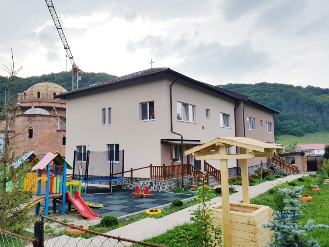 Sărbătoare la Aşezământul „Sfântul Onufrie” de la Floreşti, judeţul Cluj 16553