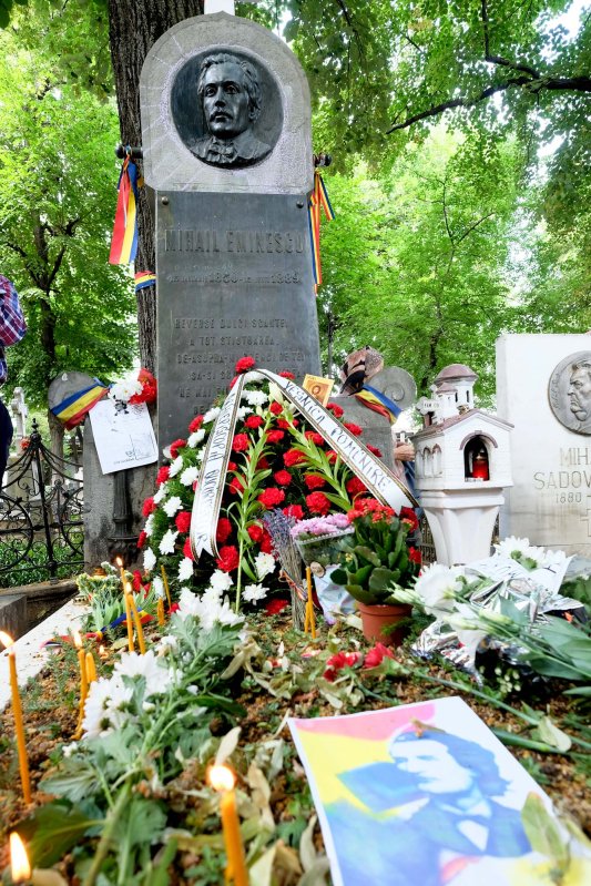 Poetul Mihai Eminescu, pomenit în Capitală 16515