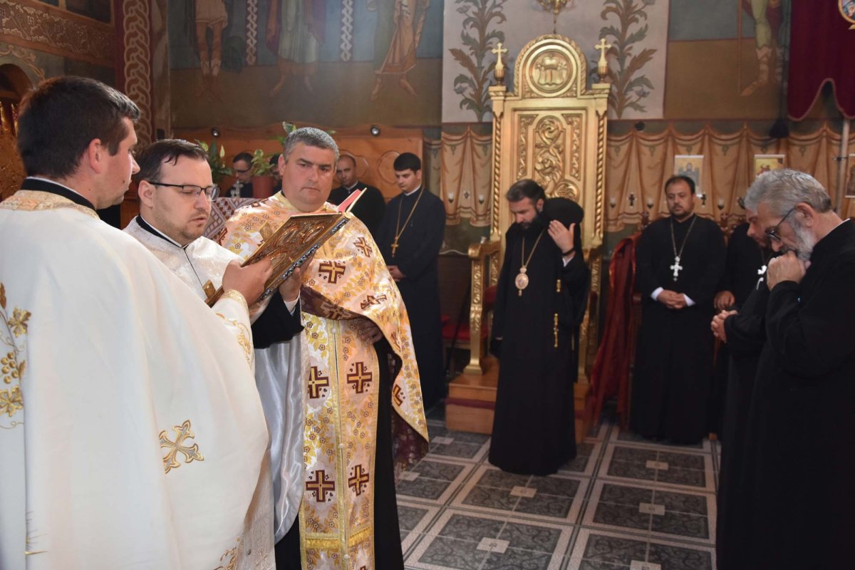 Slujire și dezbateri la Rudăria, judeţul Caraş-Severin 16501