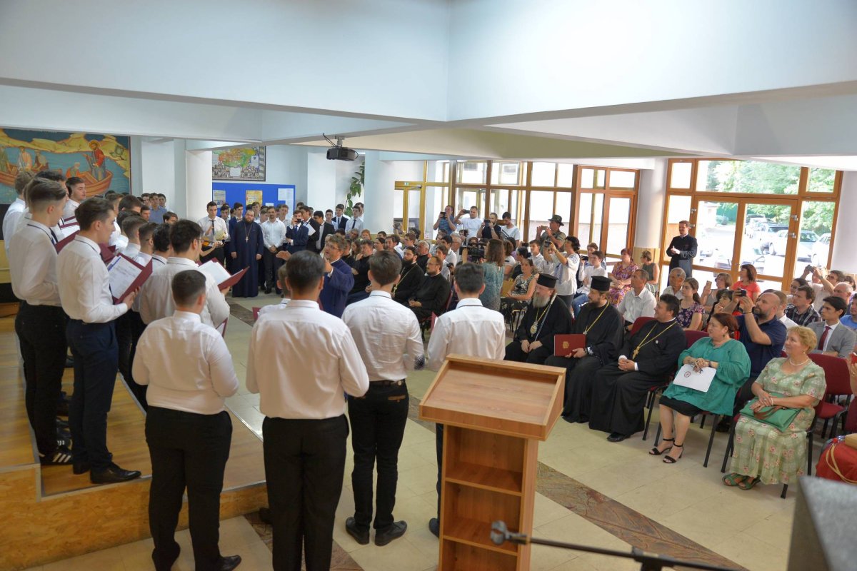 Final de an la Seminarul Teologic din Capitală 16468