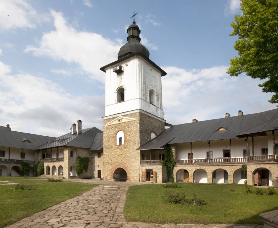 Mărturii despre frumusețile ascunse în sufletele şi zidurile unei comunități monahale 16460