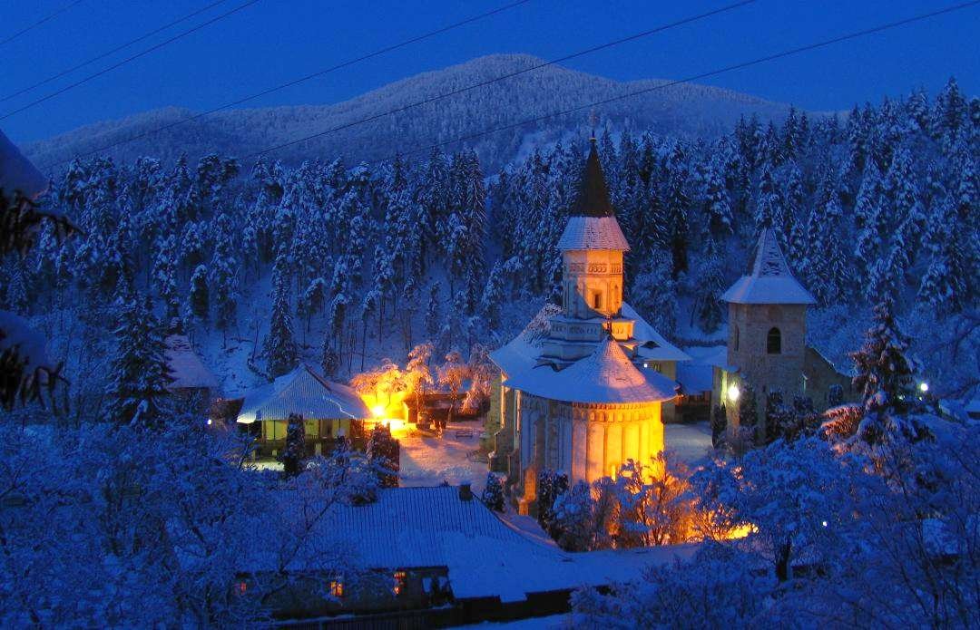 Arhimandritul Ciprian Zaharia, „noul ctitor” al Mănăstirii Bistriţa din Neamţ 16382