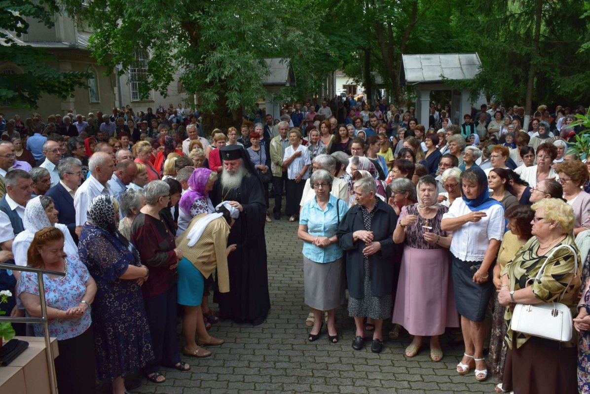 Rugăciuni și binecuvântări ale ierarhilor bănățeni  16324