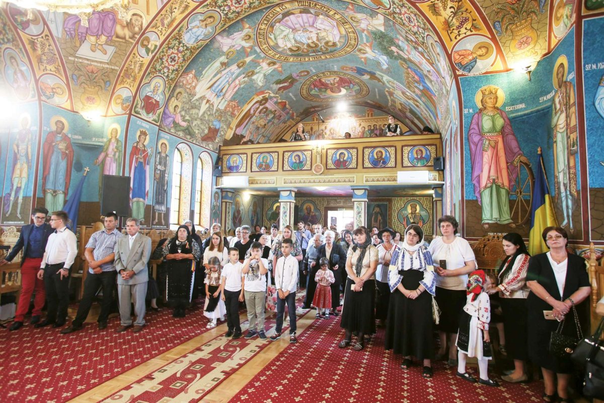 Slujiri arhierești în Duminica a 3-a după Rusalii 16348