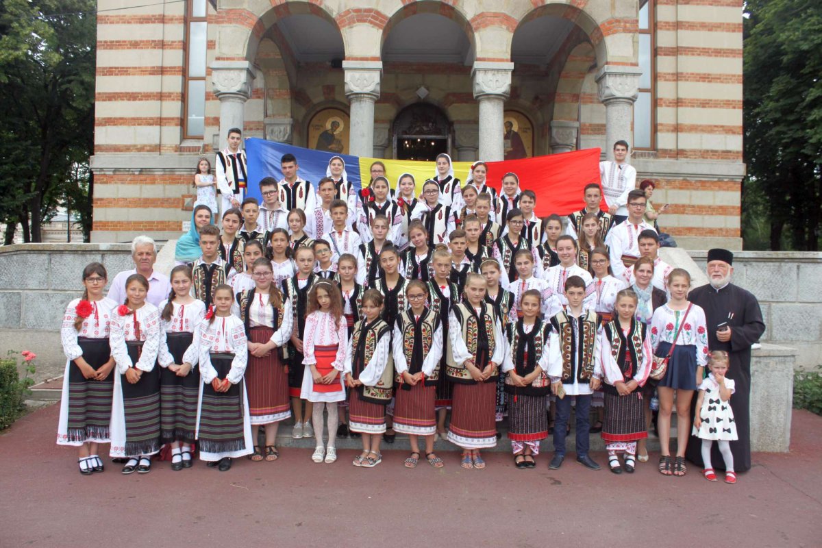 Evenimente dedicate aniversării Marii Uniri la Tecuci 16262