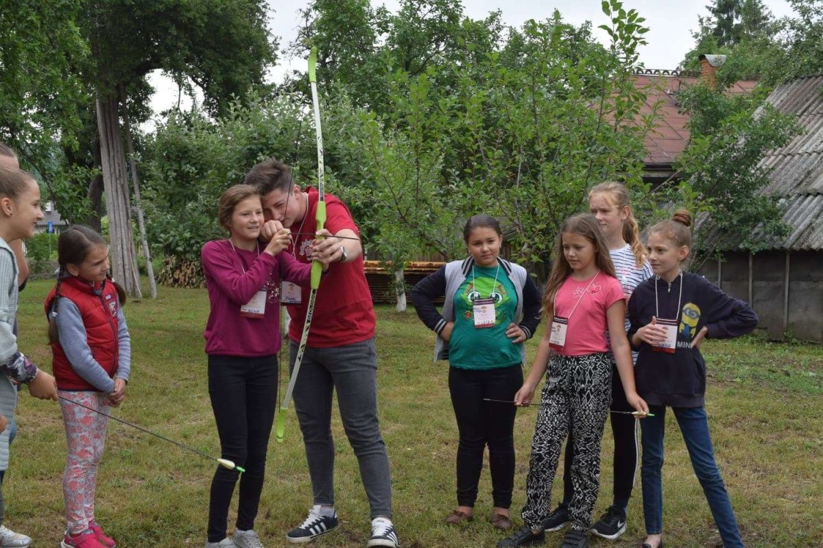 „Tabăra din pridvorul satului“ la Tătăruşi 16215