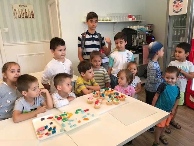 Activităţi pentru tineri în Arhiepiscopia Râmnicului 16147