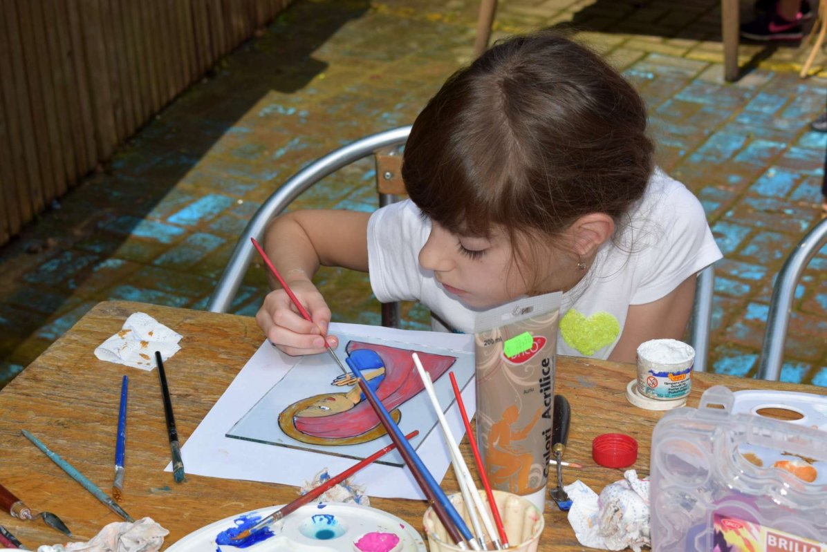 Tabără pentru copiii Centrului „Patriarh Miron Cristea” 16155