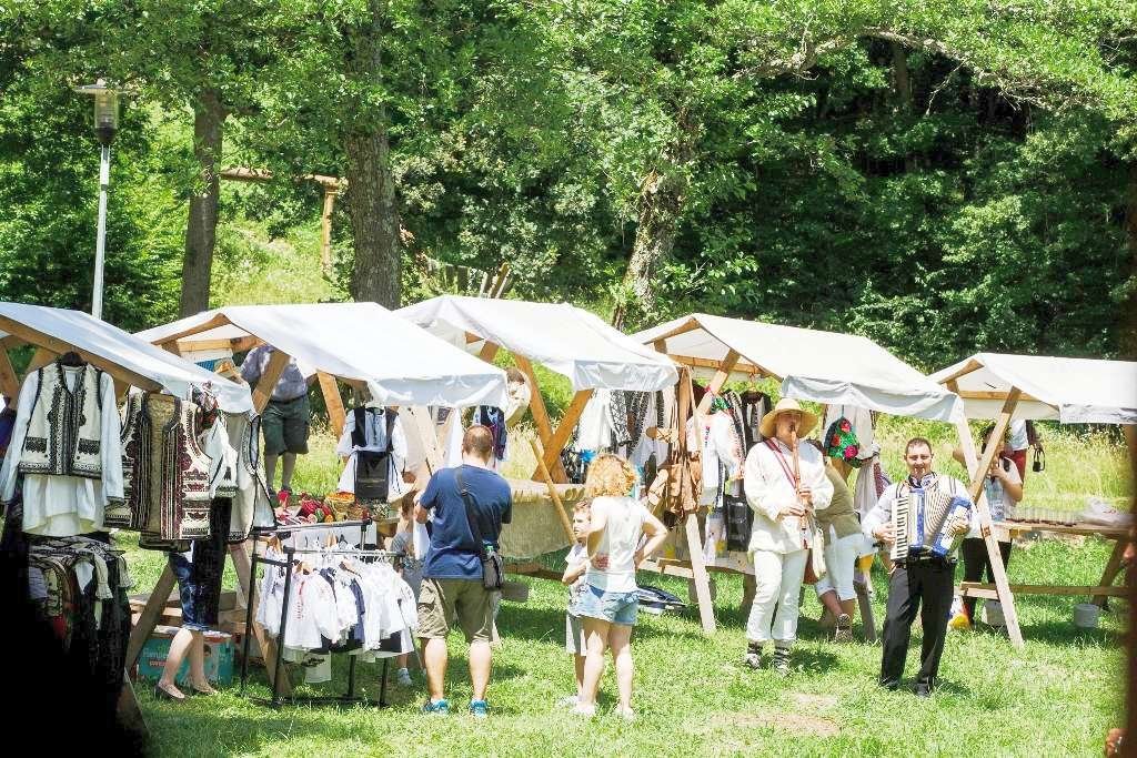 Ziua Universală a Iei, ediţia  a V-a, la Muzeul ASTRA 16098