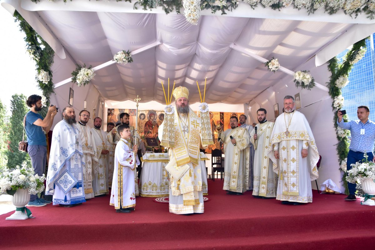 Biserica Bucur Ciobanul a fost resfințită 15985