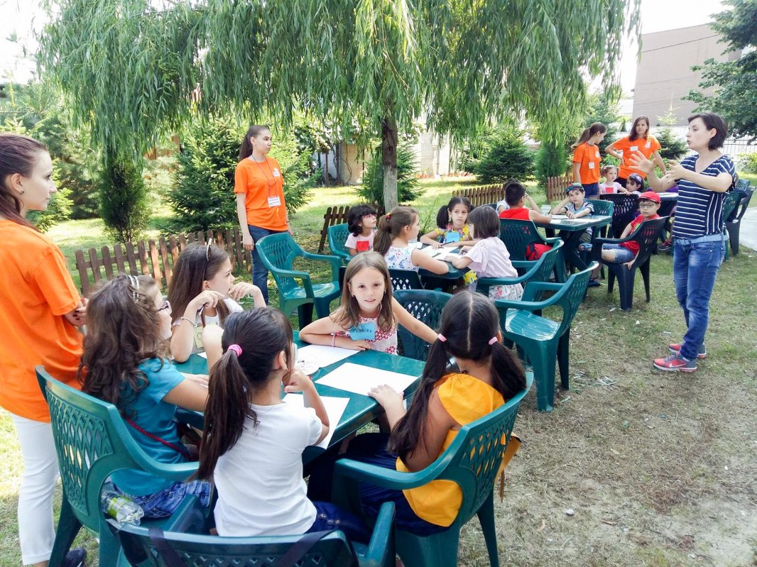 Tradiţie şi noutate în parohiile din Dolj şi Vâlcea 15766