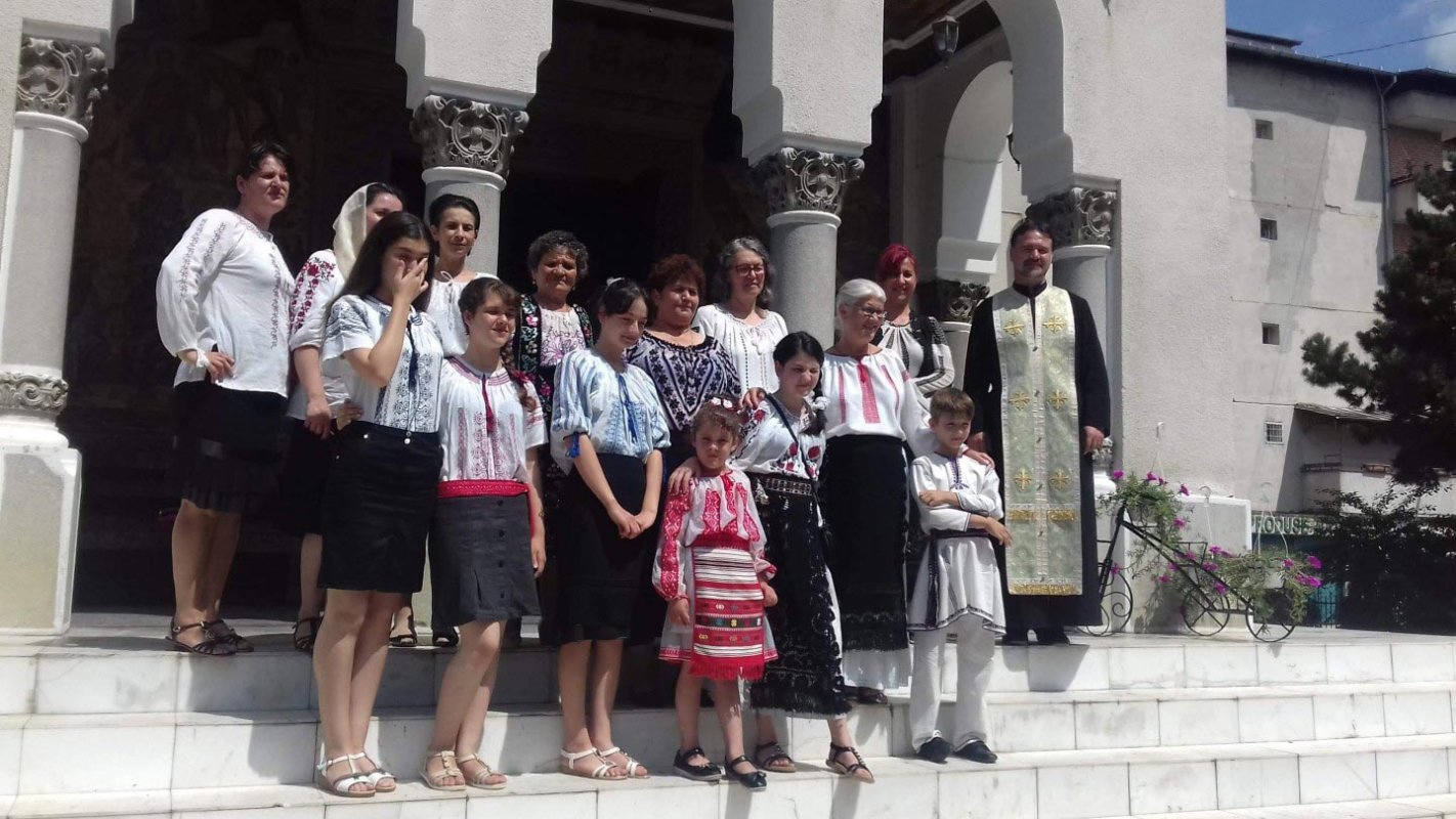 Tradiţie şi noutate în parohiile din Dolj şi Vâlcea 15768