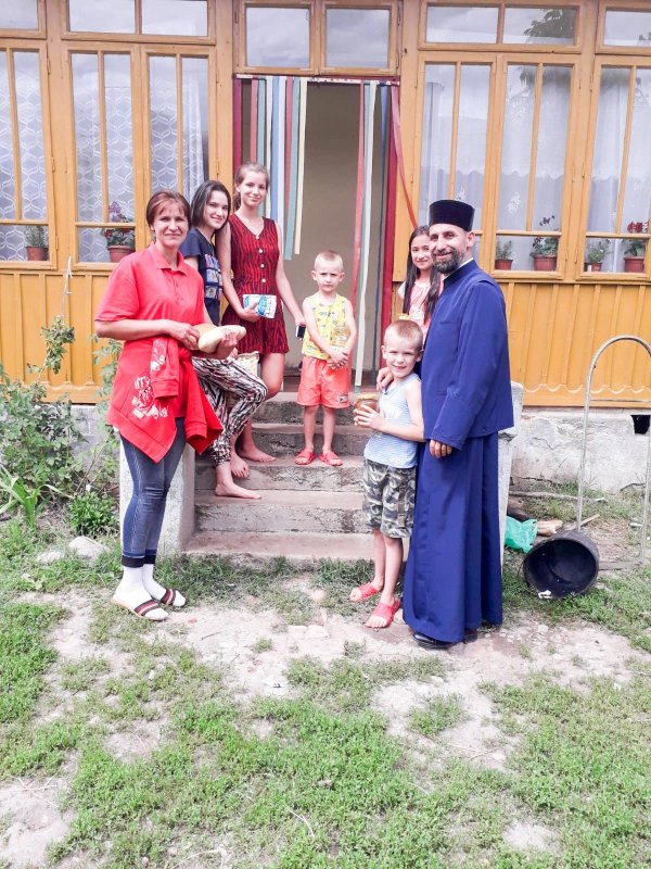 Tradiţie şi noutate în parohiile din Dolj şi Vâlcea 15770